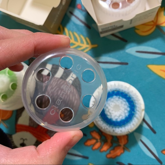 π 2pk DEEP PORE Clarisonic cleansing brushes - Picture 9 of 16